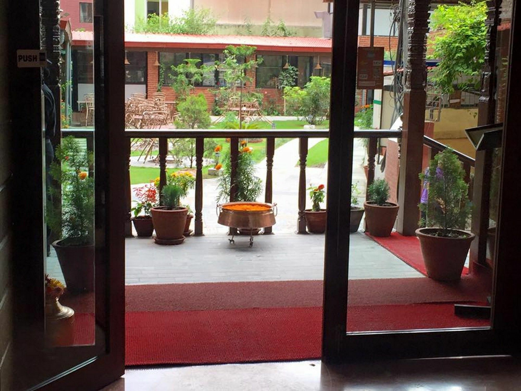 Apsara Boutique Hotel Katmandú Exterior foto